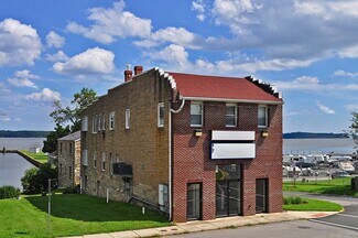 Plus de détails pour 416 River Rd, Quantico, VA - Bureau à vendre