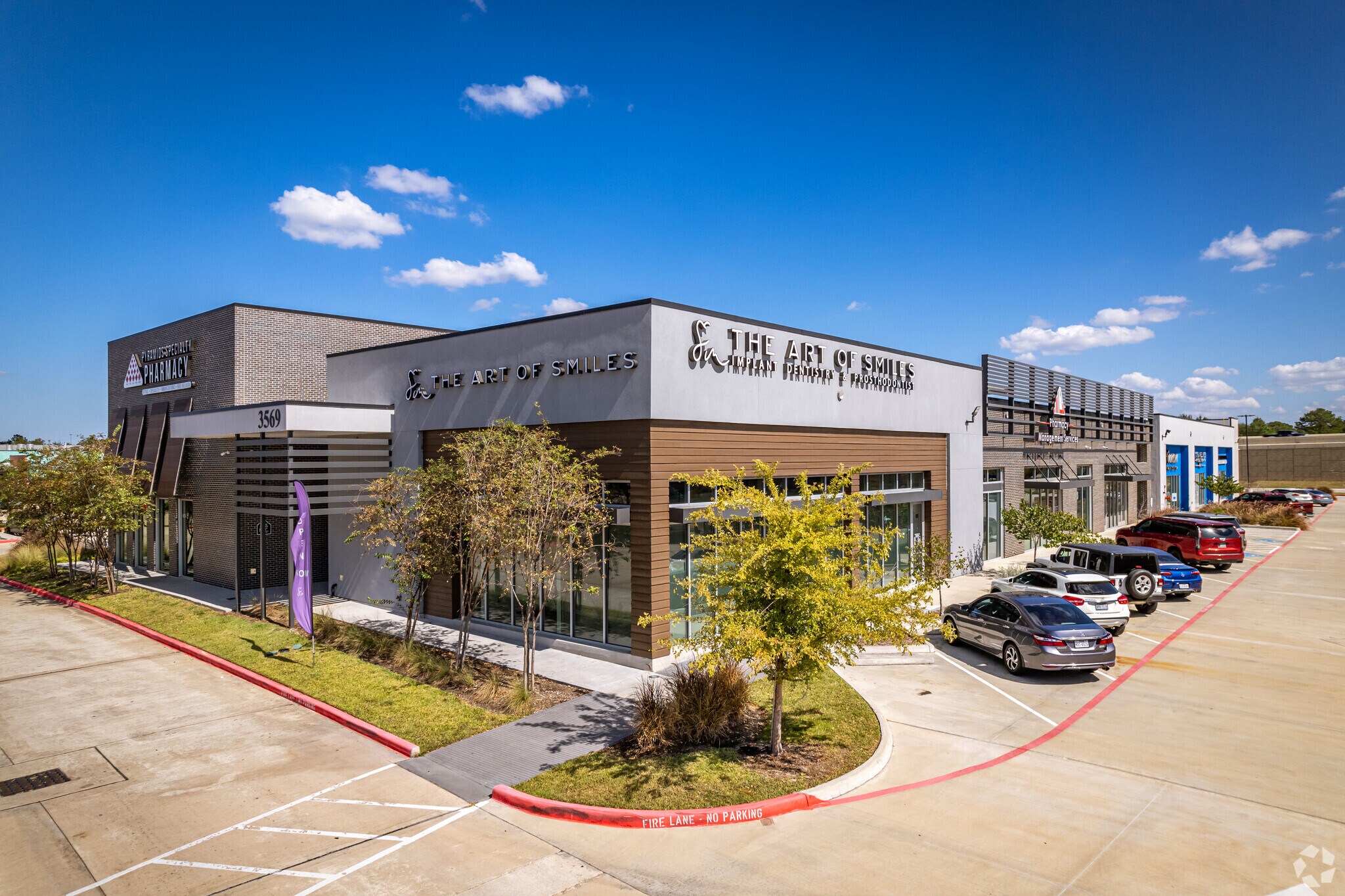 3569 Business Center Dr, Pearland, TX à louer Photo de l’immeuble– Image 1 sur 21