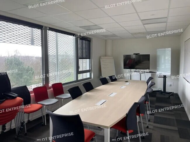 Plus de détails pour Bureau à louer