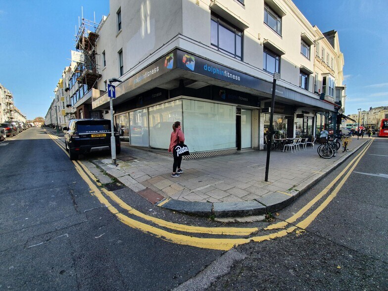 83a Western Rd, Hove à louer - Photo de l’immeuble – Image 2 sur 2