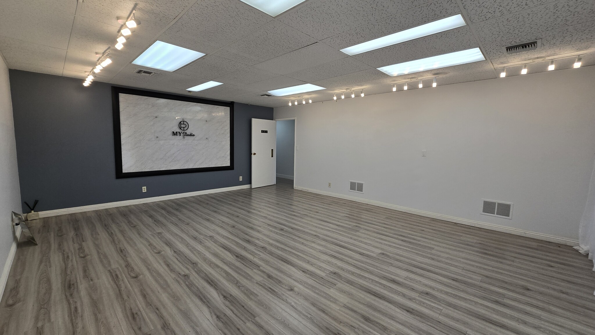 1120 S San Gabriel Blvd, San Gabriel, CA à louer Photo intérieure– Image 1 sur 6