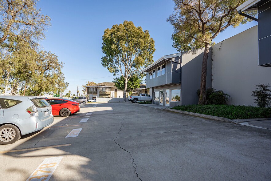 2853 Gundry Ave, Signal Hill, CA à vendre - Photo de l’immeuble – Image 3 sur 49