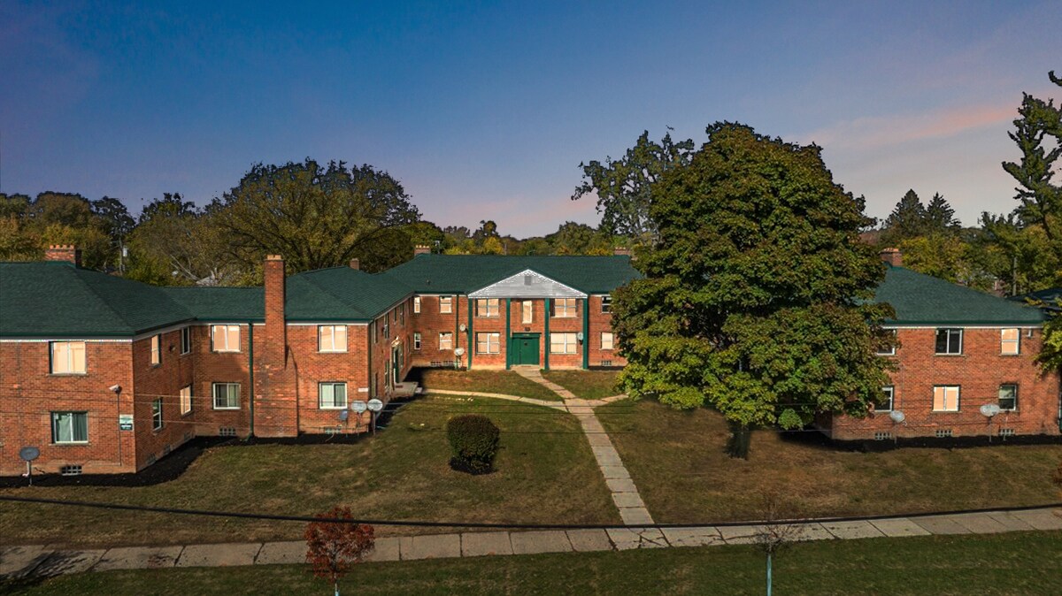 15880 Joy Rd, Detroit, MI à vendre Photo de l’immeuble– Image 1 sur 99