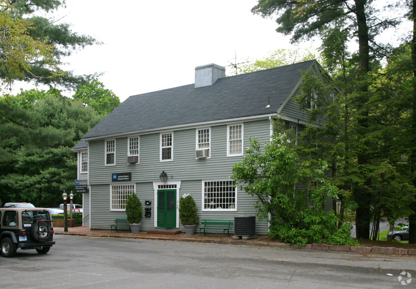 12 Brick Walk Ln, Farmington, CT à vendre - Photo principale – Image 1 sur 7