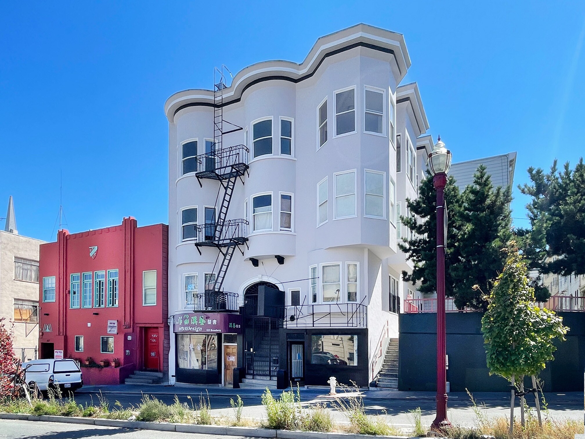 835-843 Broadway, San Francisco, CA à vendre Photo principale– Image 1 sur 11