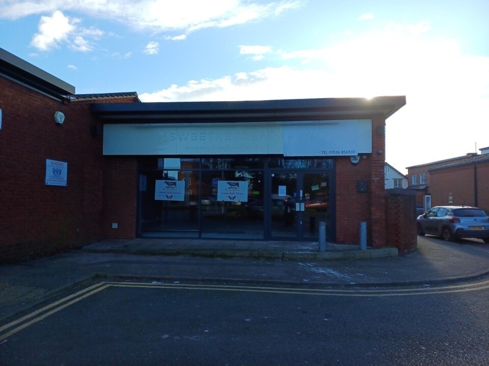 Eskdaill St, Kettering à louer Photo de l’immeuble– Image 1 sur 3