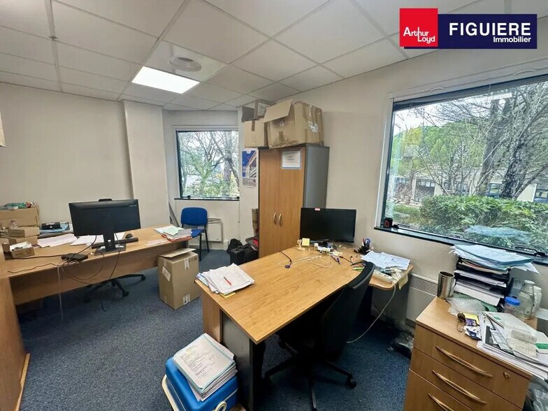 Bureau dans Aix-en-Provence à louer - Photo de l’immeuble – Image 2 sur 8