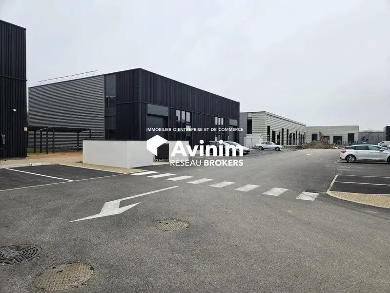 Local d'activités dans Trévoux à vendre Photo de l’immeuble– Image 1 sur 6