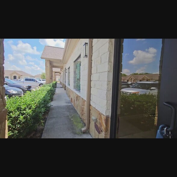 2911 A W Grimes Blvd, Pflugerville, TX à louer - Vidéo sur l’annonce professionnelle – Image 2 sur 32