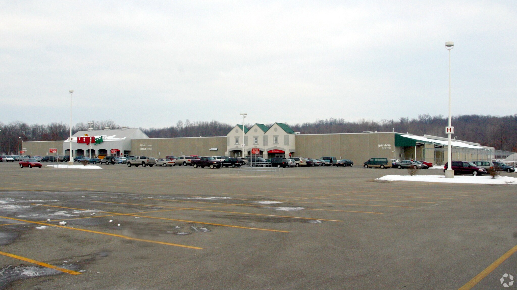 11901 E Fulton St, Lowell, MI à louer Photo principale– Image 1 sur 3