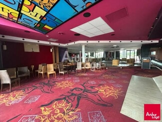 Plus de détails pour Local commercial à louer