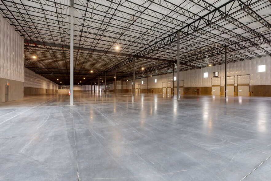 6401 Foxley Rd, Upper Marlboro, MD à louer - Numérisation 3D Matterport – Image 2 sur 16