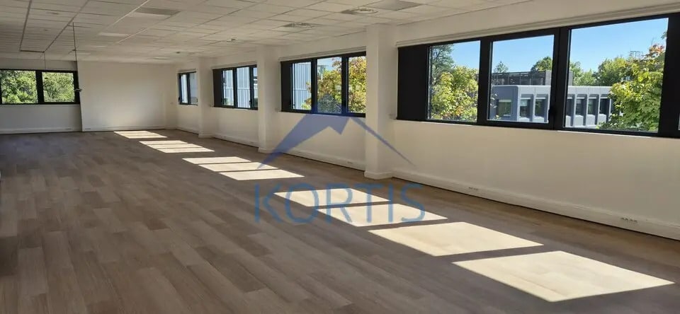 Bureau dans Dardilly à louer - Photo intérieure – Image 2 sur 5