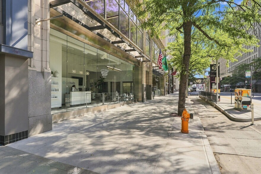 510 W Riverside Ave, Spokane, WA à louer - Photo de l’immeuble – Image 2 sur 33