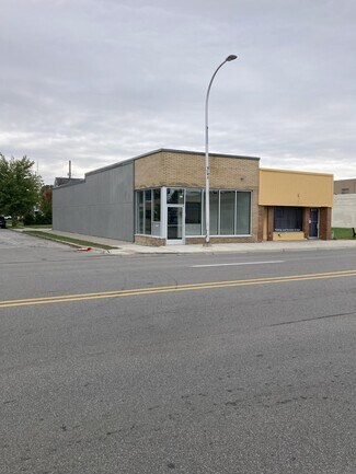 Plus de détails pour 4105 12 Mile Rd, Berkley, MI - Local commercial à vendre