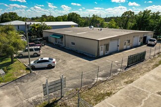 Plus de détails pour 870-874 NE Pop Tilton Pl, Jensen Beach, FL - Industriel/Logistique à vendre