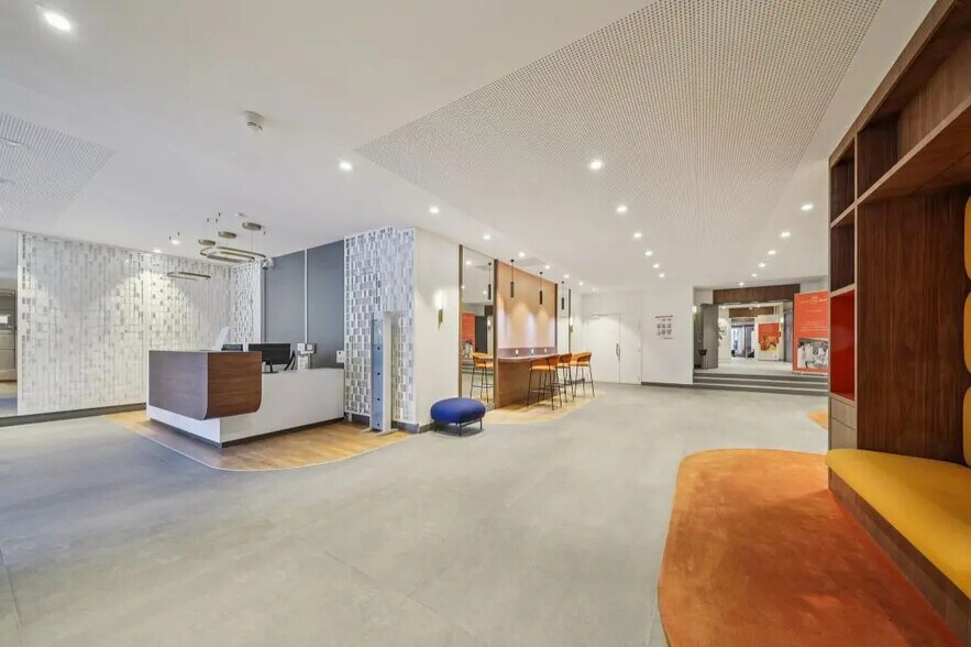 64 Rue Du Ranelagh, Paris à louer - Photo de l’immeuble – Image 2 sur 9