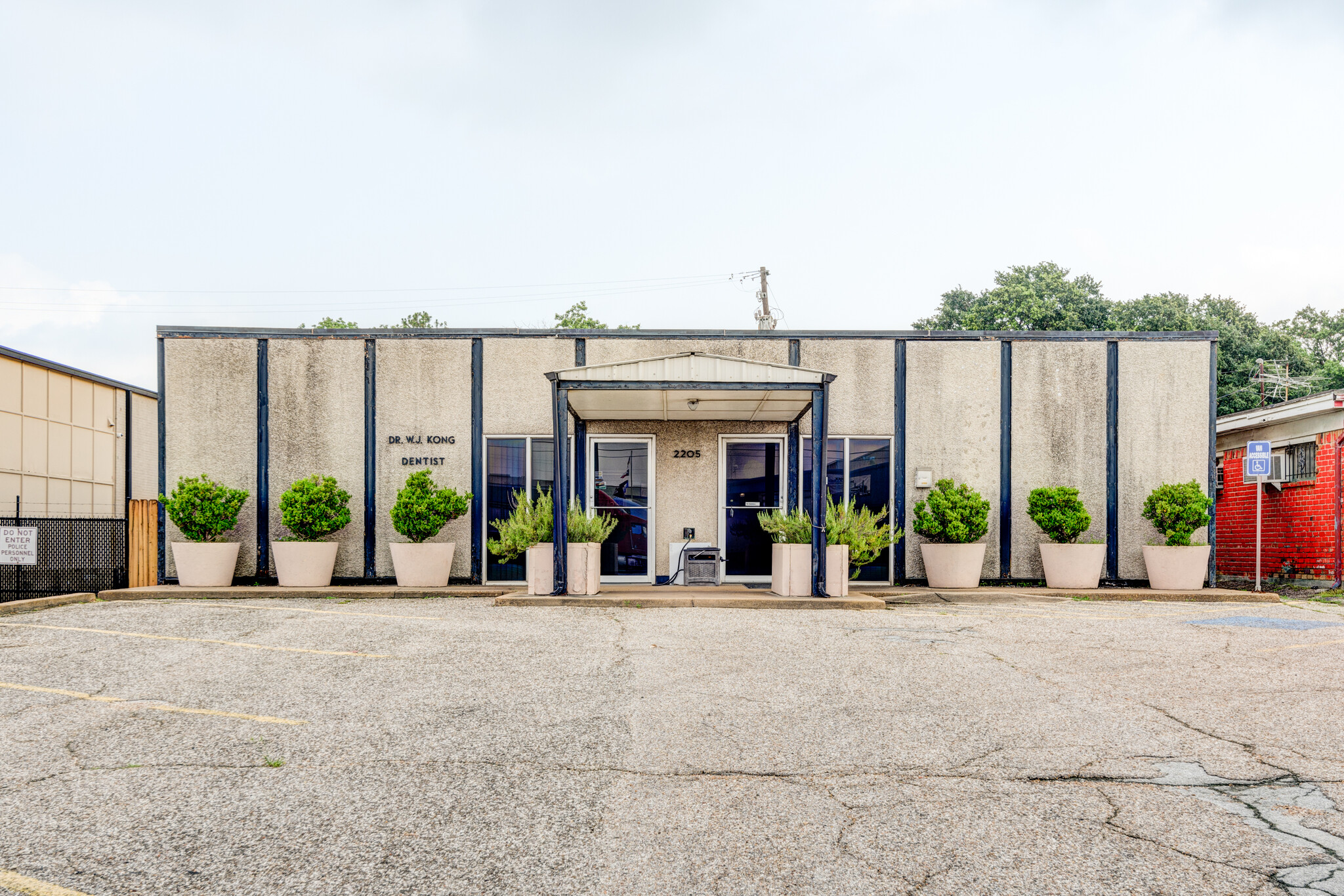 2205 Clinton Dr, Galena Park, TX à louer Photo de l’immeuble– Image 1 sur 2