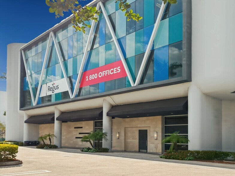 2598 E Sunrise Blvd, Fort Lauderdale, FL à louer - Photo de l’immeuble – Image 3 sur 19