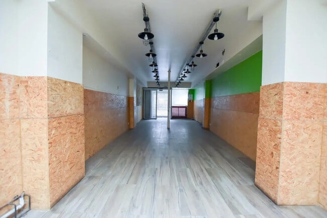 Plus de détails pour Rue Cambronne, Paris - Local commercial à louer