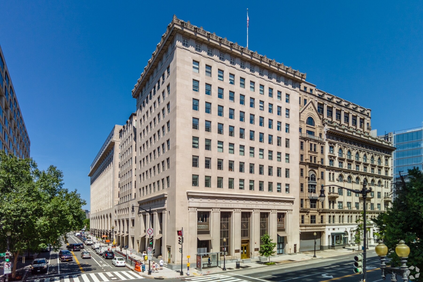 700 14th St NW, Washington, DC à louer Photo de l’immeuble– Image 1 sur 10