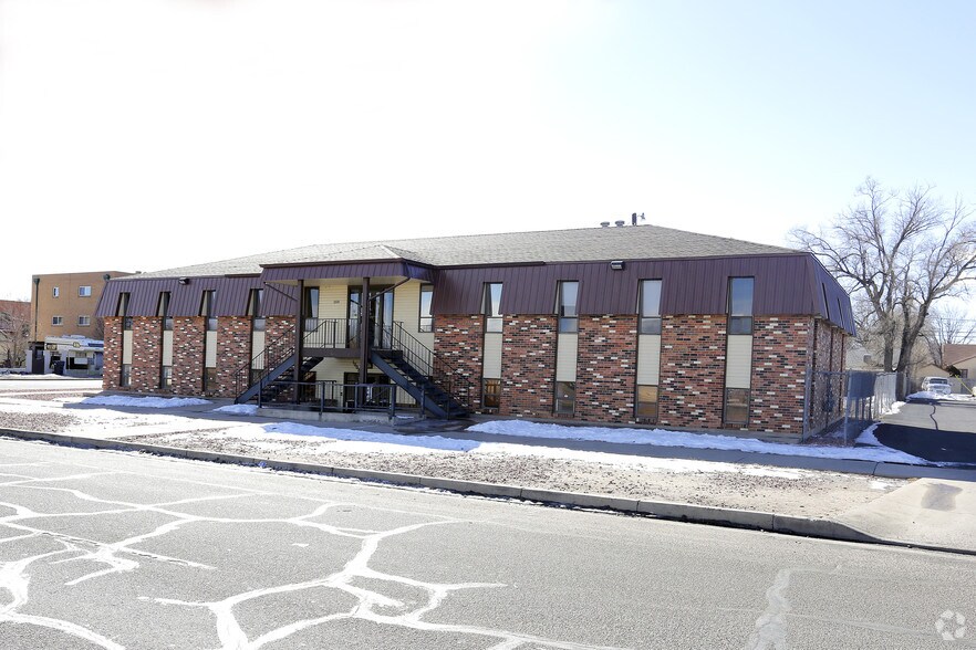 1002-1008 W Abriendo Ave, Pueblo, CO à louer - Photo de l’immeuble – Image 3 sur 7