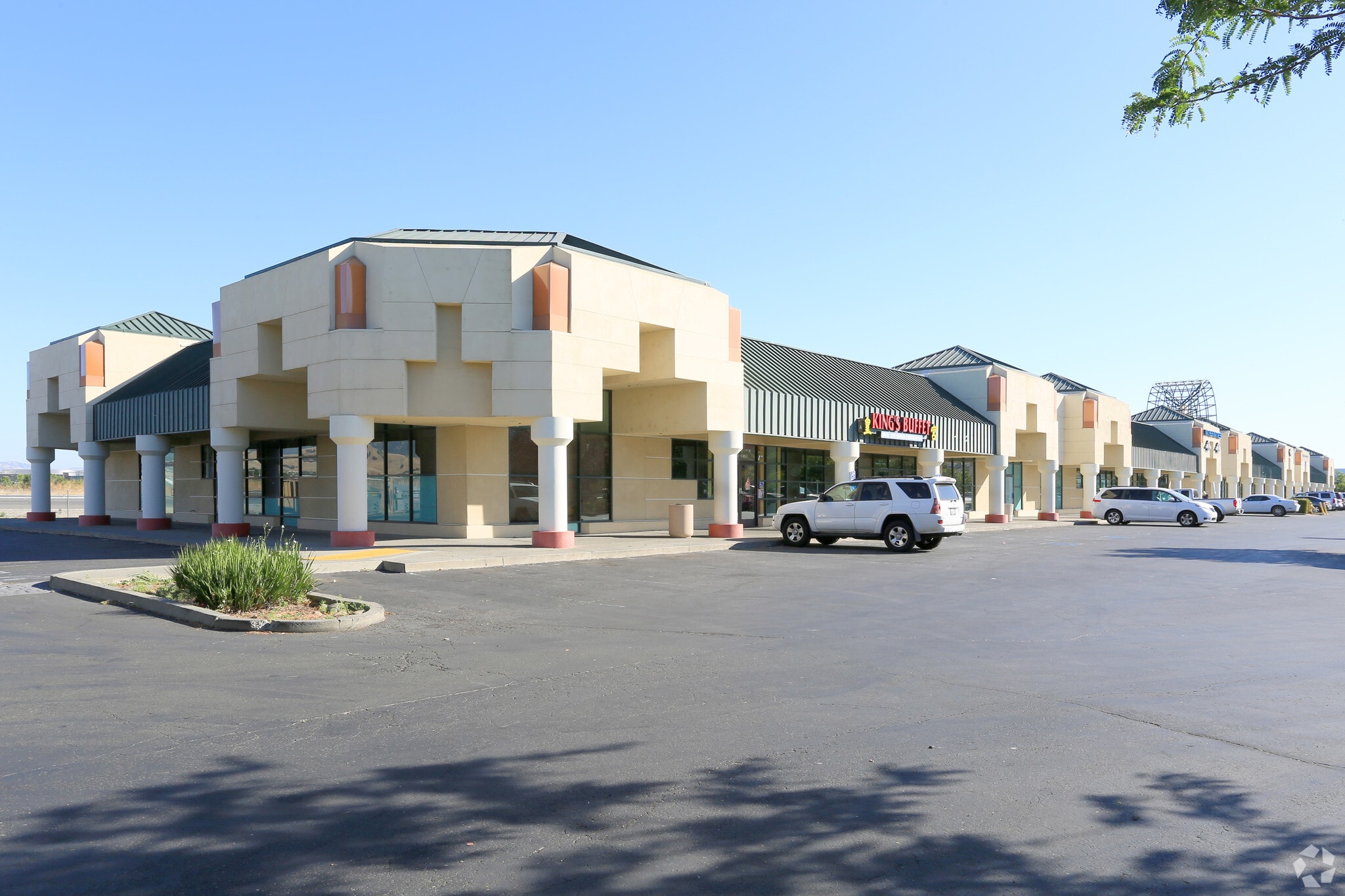 601-621 Orange Dr, Vacaville, CA à louer Photo principale– Image 1 sur 4