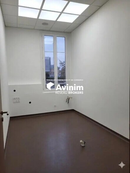 Local commercial dans Le Havre à louer - Photo intérieure – Image 2 sur 2