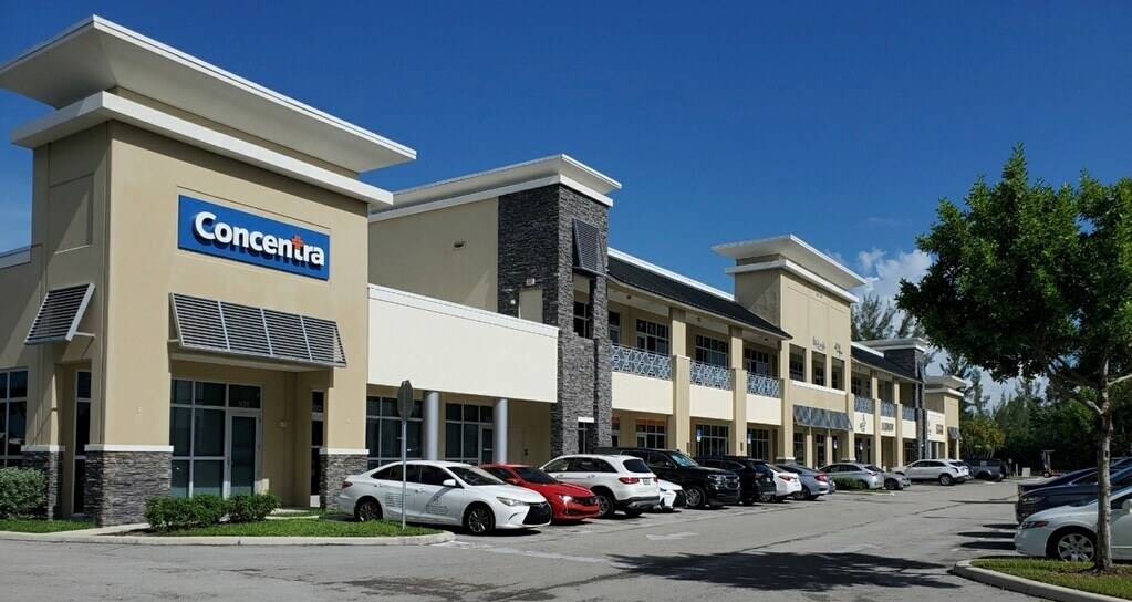 13750 NW 107th Ave, Hialeah Gardens, FL à vendre Photo principale– Image 1 sur 8