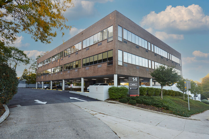 14 Westport Ave, Norwalk, CT à louer - Photo de l’immeuble – Image 1 sur 8