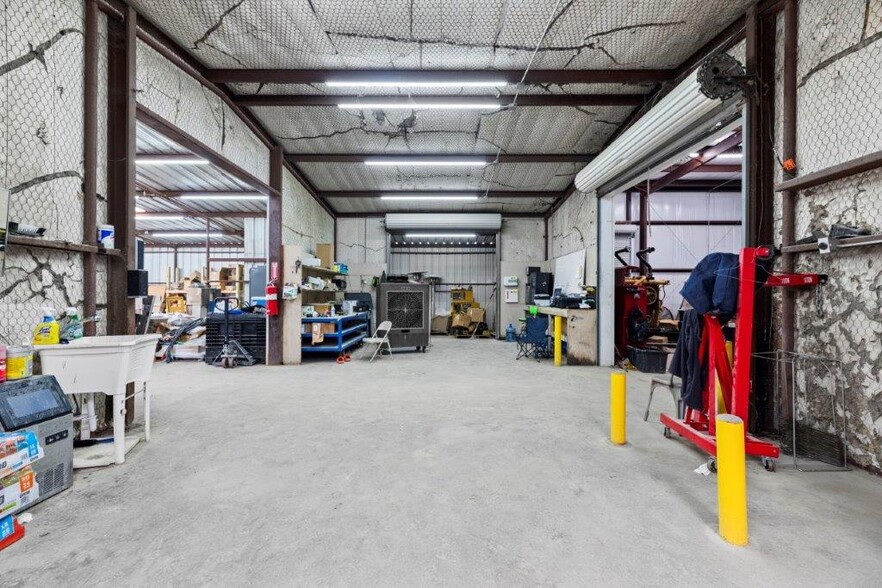 11341 Gaston Rd, Katy, TX à louer - Photo de l’immeuble – Image 2 sur 27