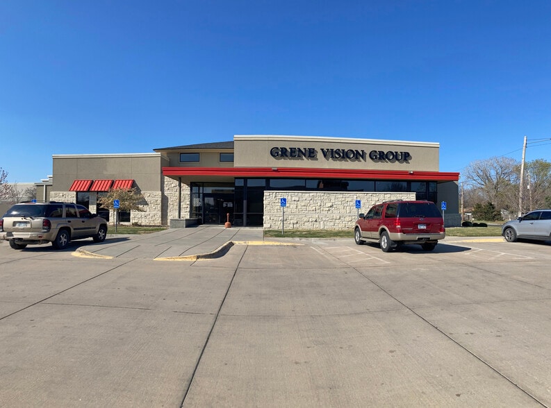 1277 N Maize Rd, Wichita, KS à vendre - Photo de l’immeuble – Image 1 sur 2