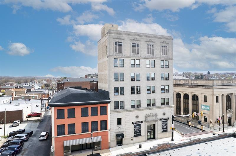 816 Ligonier St, Latrobe, PA à louer - Photo de l’immeuble – Image 3 sur 7
