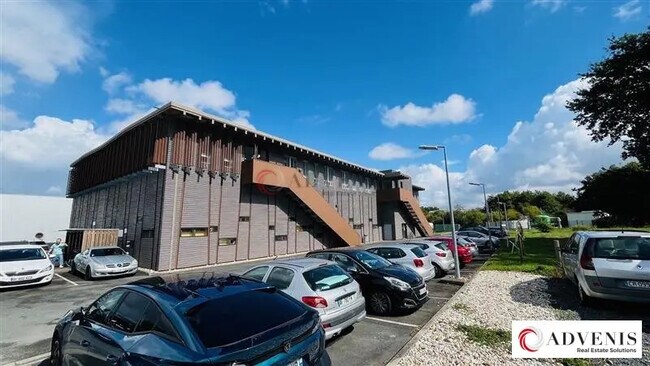 Plus de détails pour Bureau à louer