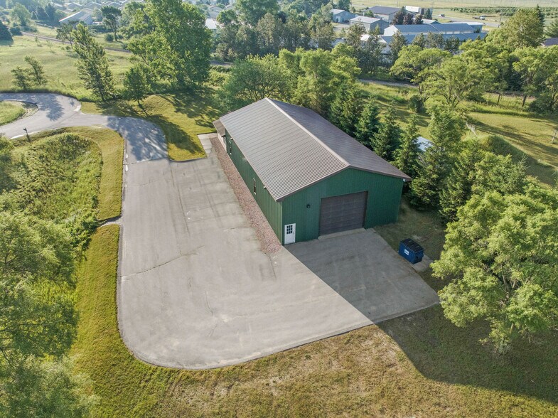 6101 S Railway Commons, Williamsburg, MI à vendre - Photo de l’immeuble – Image 3 sur 18