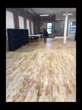 37 Greenpoint Ave, Brooklyn, NY à louer Photo intérieure– Image 1 sur 3