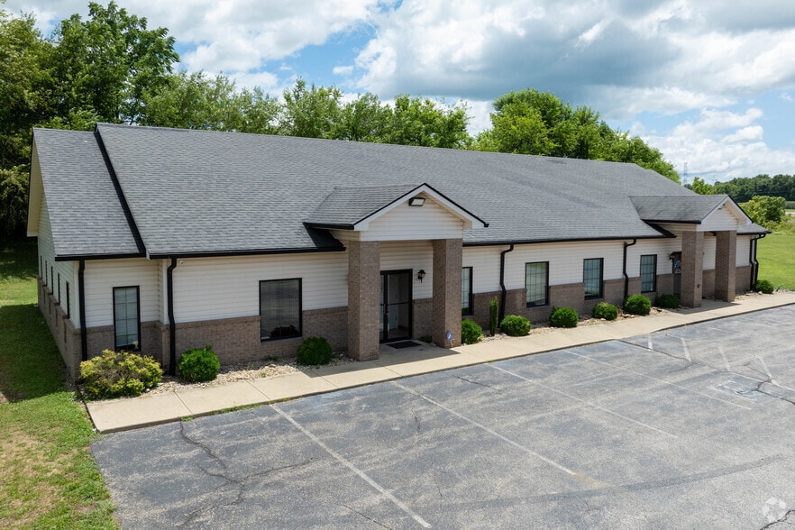 7845-7857 Waverly Rd, Martinsville, IN à vendre - Photo principale – Image 1 sur 15