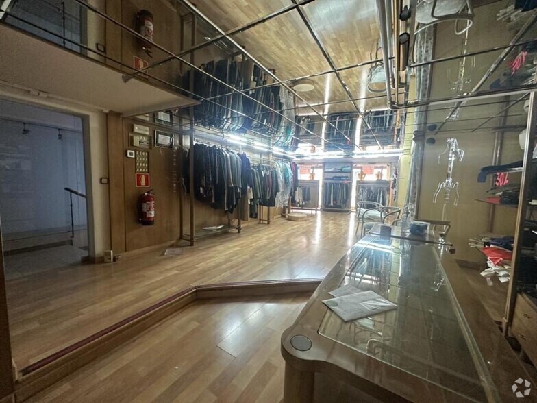 Local commercial dans Cuenca, Cuenca à vendre - Photo intérieure – Image 1 sur 1