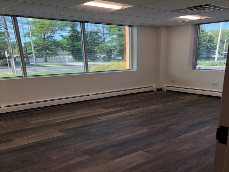 1555 Zion Rd, Northfield, NJ à louer - Photo intérieure – Image 2 sur 6