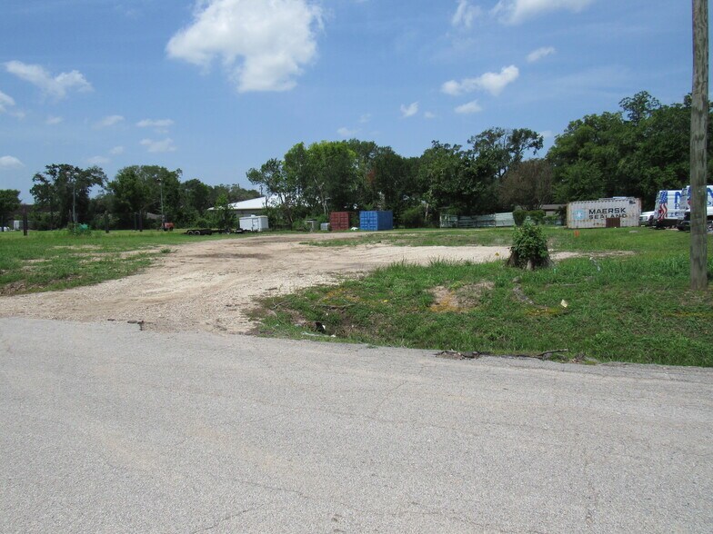 1001 Airline Dr, Katy, TX à vendre - Photo de l’immeuble – Image 2 sur 8