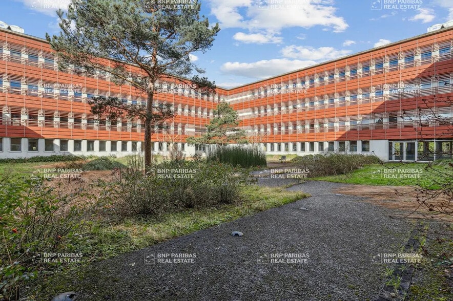 74 Rue Jean Jaures, Villeneuve-d'Ascq à louer - Photo de l’immeuble – Image 3 sur 13
