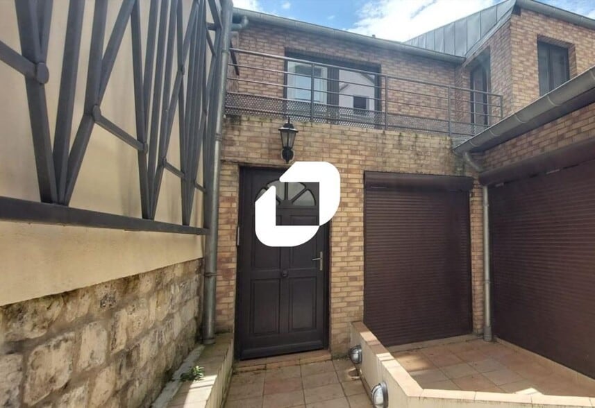 11 Rue De Nantes, Paris à vendre - Photo de l’immeuble – Image 2 sur 7