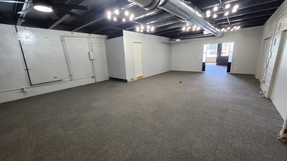 165 E Anderson St, Idaho Falls, ID à louer - Photo intérieure – Image 2 sur 4
