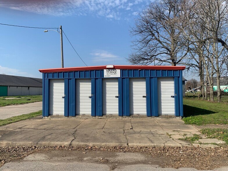 100 E Lee St, Hayti, MO à vendre - Photo de l’immeuble – Image 3 sur 7