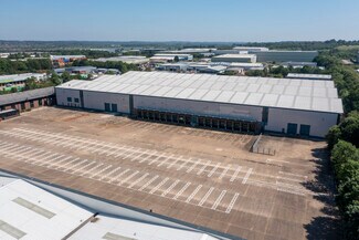 Plus de détails pour Caswell Rd, Northampton - Industriel/Logistique à louer