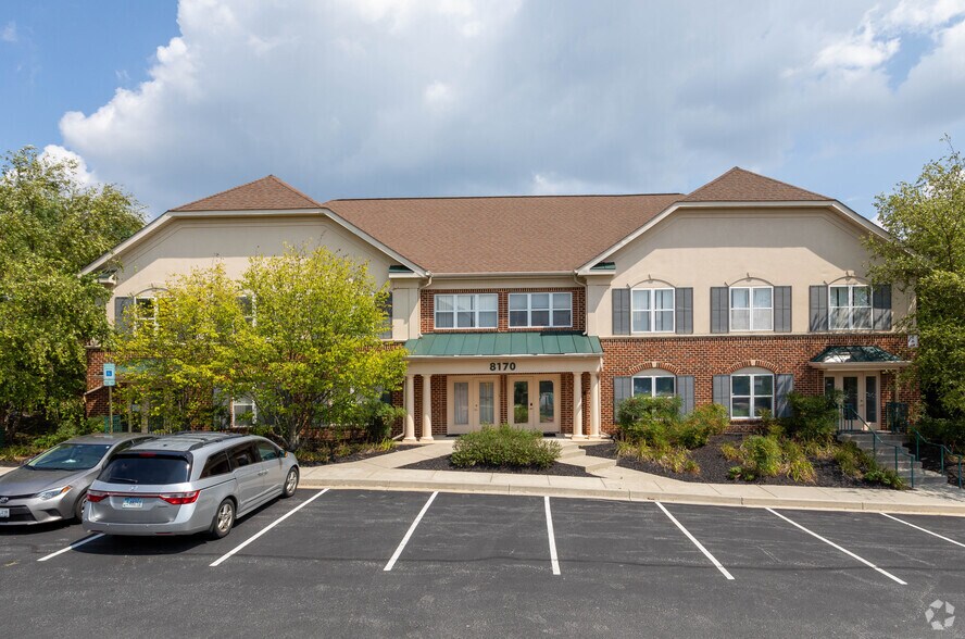 8170 Lark Brown Rd, Elkridge, MD à louer - Photo de l’immeuble – Image 1 sur 5