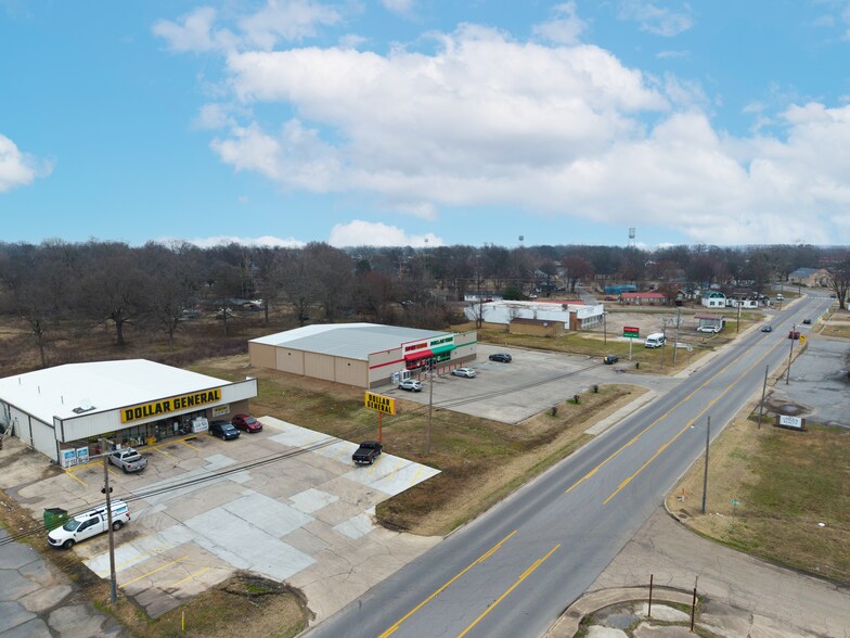 606 Holly St, McGehee, AR à vendre - Photo de l’immeuble – Image 3 sur 3