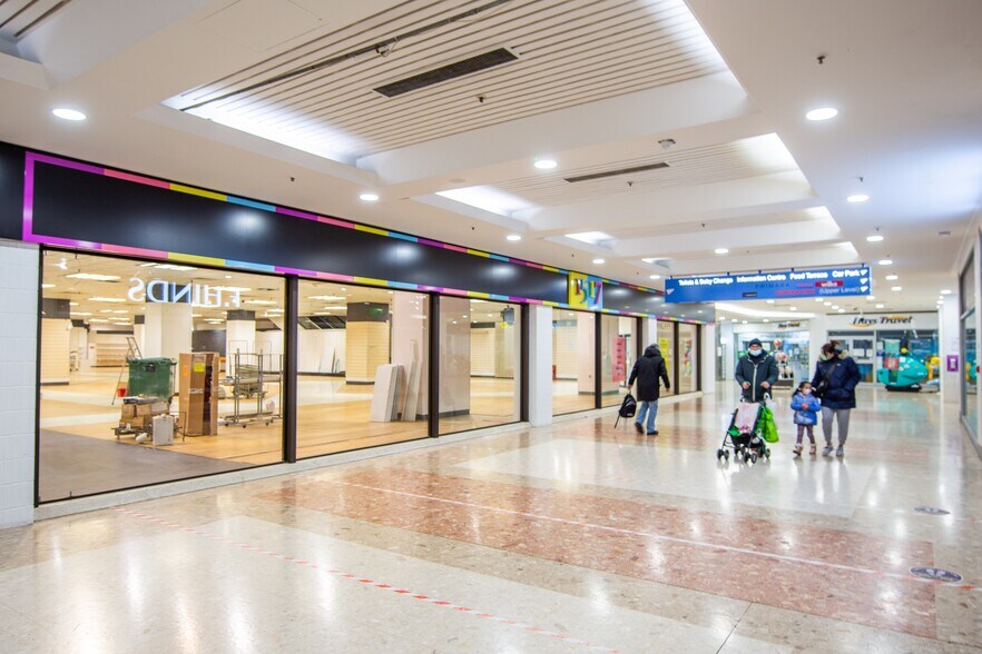 Harvey Centre, Harlow à louer - Photo intérieure – Image 2 sur 7