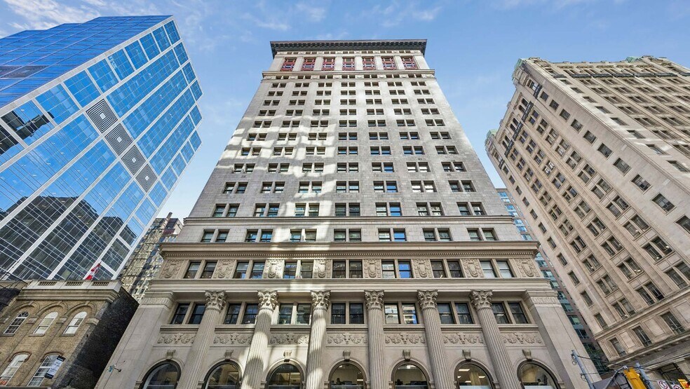 8 King St E, Toronto, ON à louer - Photo de l’immeuble – Image 2 sur 6