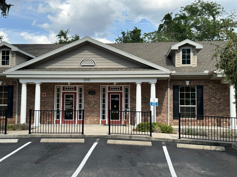 2801 SE 1st Ave, Ocala, FL à louer - Photo de l’immeuble – Image 1 sur 12